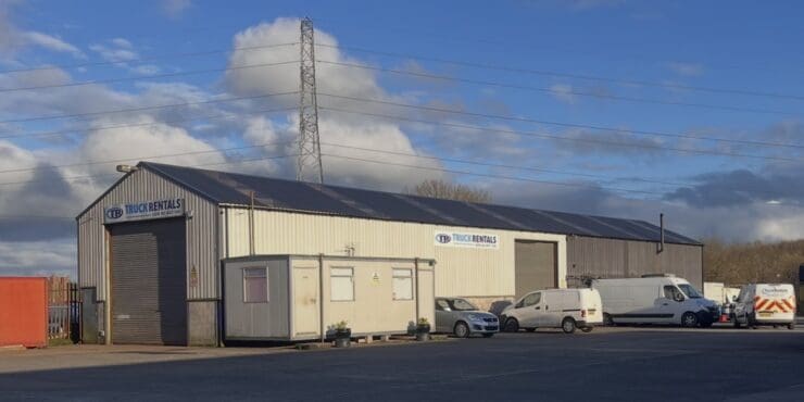 354 Comber Road, Carryduff, BT27 6YE