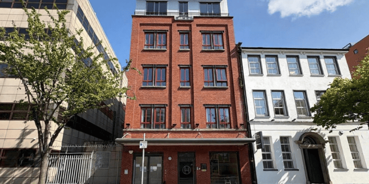 24 LINENHALL STEET, BELFAST, BT2 8BG